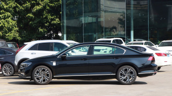 VW Magotan Premium 330TSI DSG